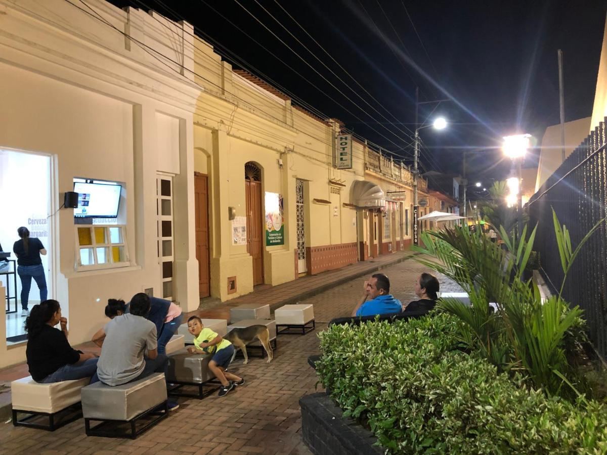 Kava Casa Hostal Roldanillo Exterior foto